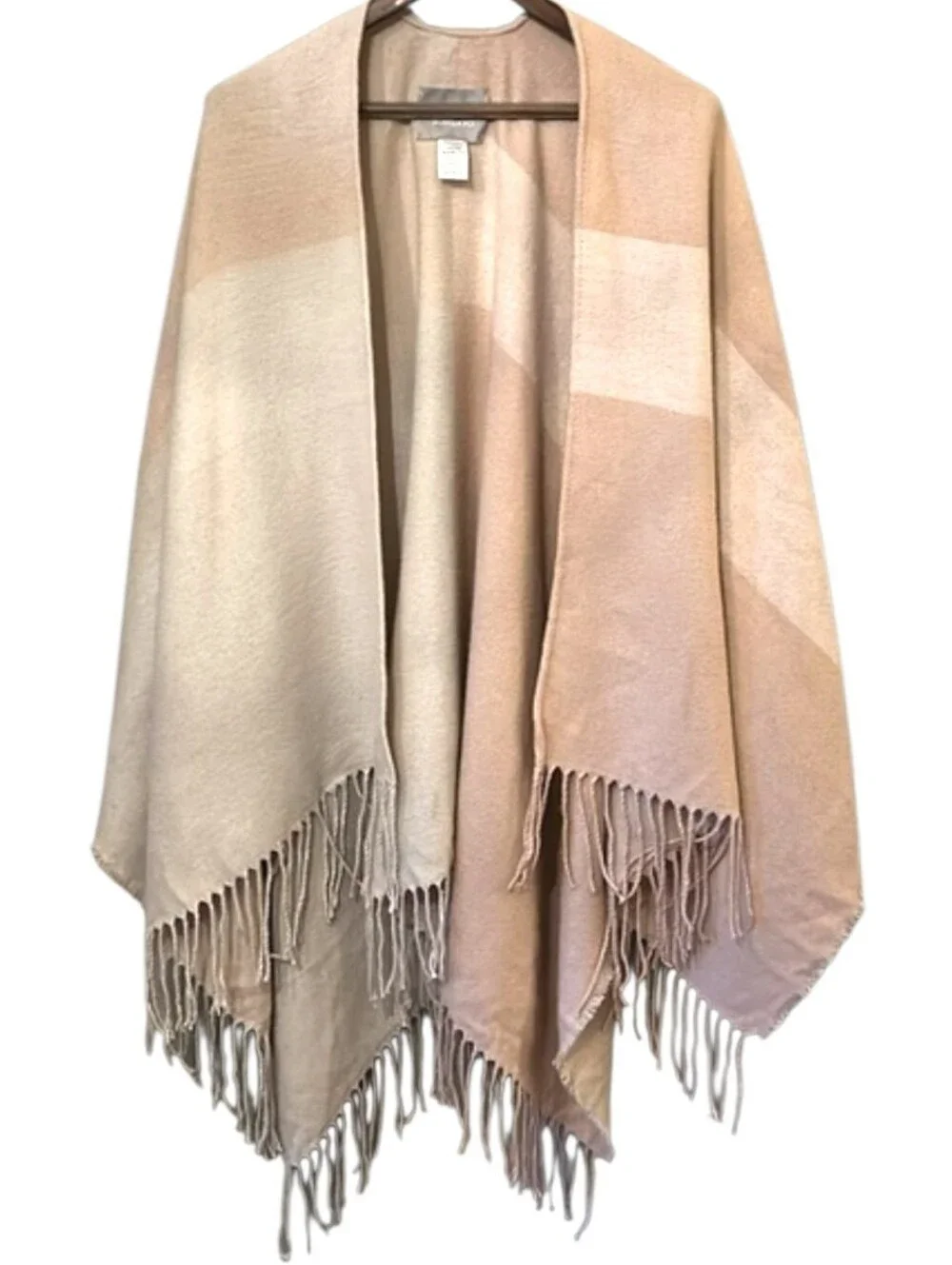 Soia & Kyo Blush Cream Ivory Soft Woven Knit Wrap Fringe NWT One Size Fits Most
